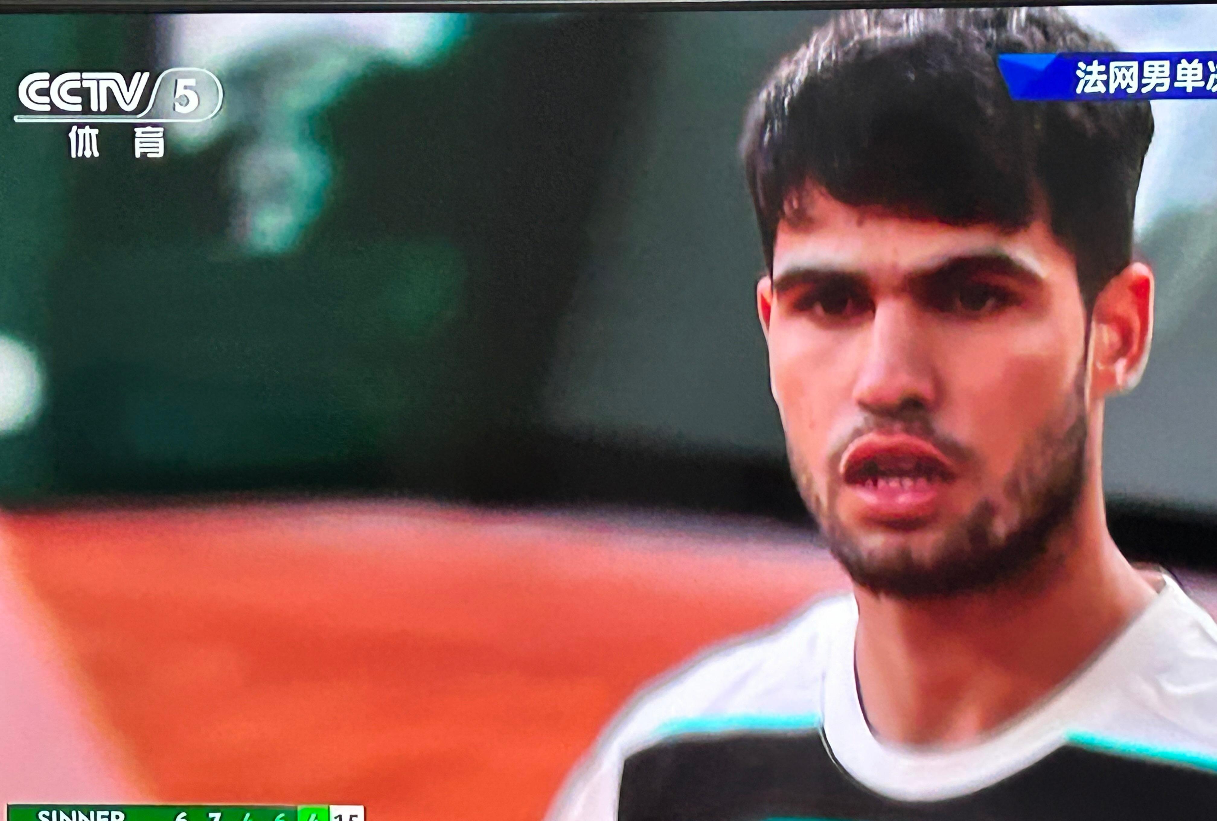 爱游戏ayx官网 -包含马卡比特拉维夫训练开放日,今夜造点机会引观众欢呼,欧洲杯在即,临场指挥获称赞的词条