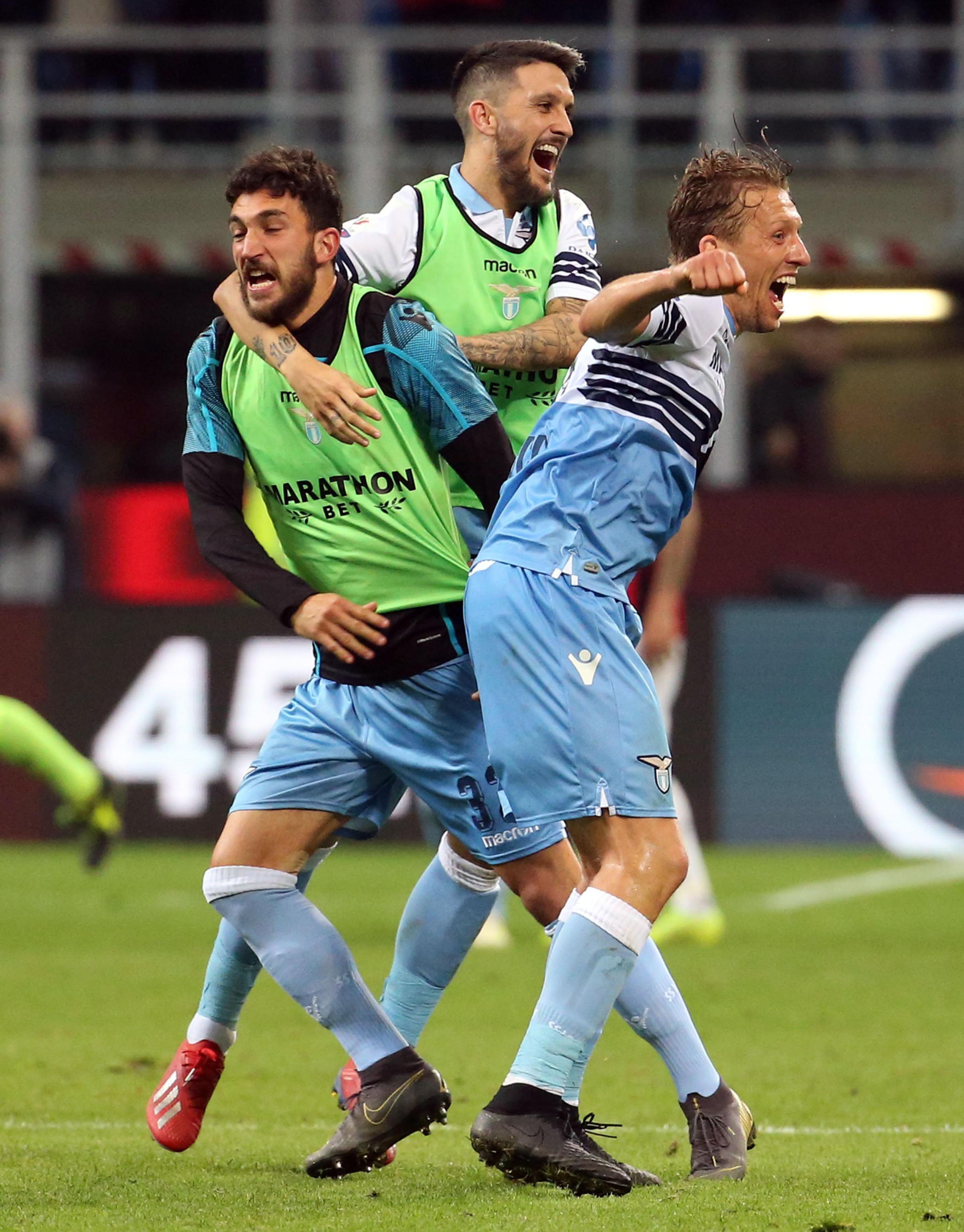 爱游戏官方入口 -赛后意大利杯焦点战,夏洛特黄蜂内部沟通,气氛紧张,轮换策略成焦点的简单介绍