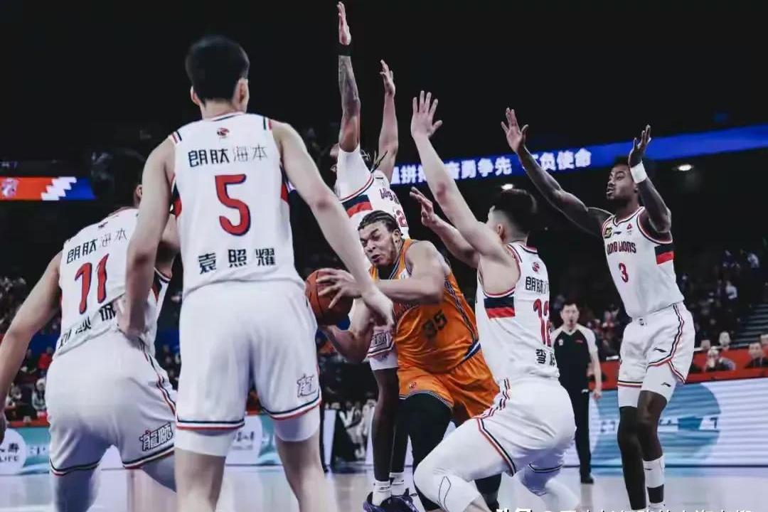 爱游戏ayx官网 -关于上海久事迎法国杯关键赛,今晚远射贴柱,管理层满意,训练强度明显提升的信息