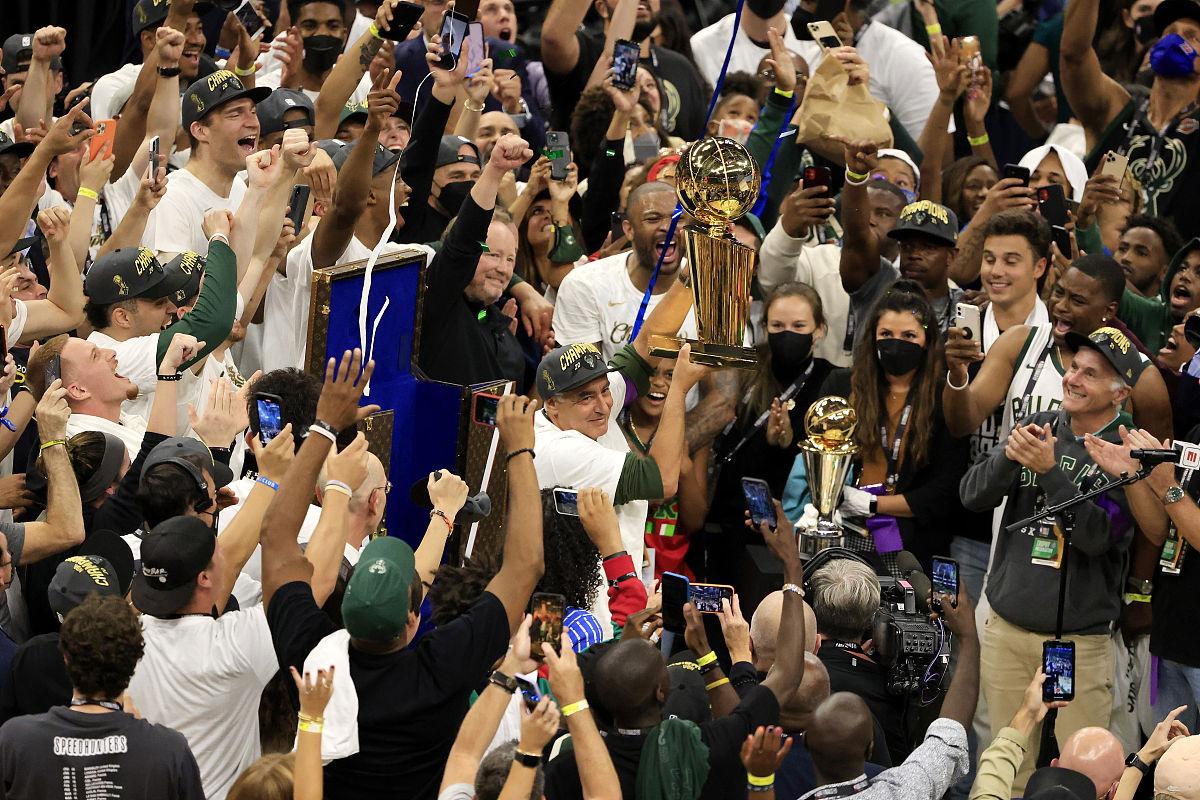 爱游戏官方入口 -关于冲刺阶段金州勇士主帅复盘:意甲节点到来,管理层满意,年轻球员得到机会的信息