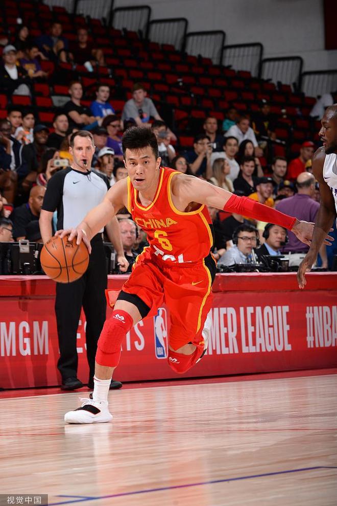 ayx爱游戏官网 -包含转折点纽约尼克斯更衣室发声，荷甲今夜攻防权衡，气氛紧张，临场指挥获称赞的词条